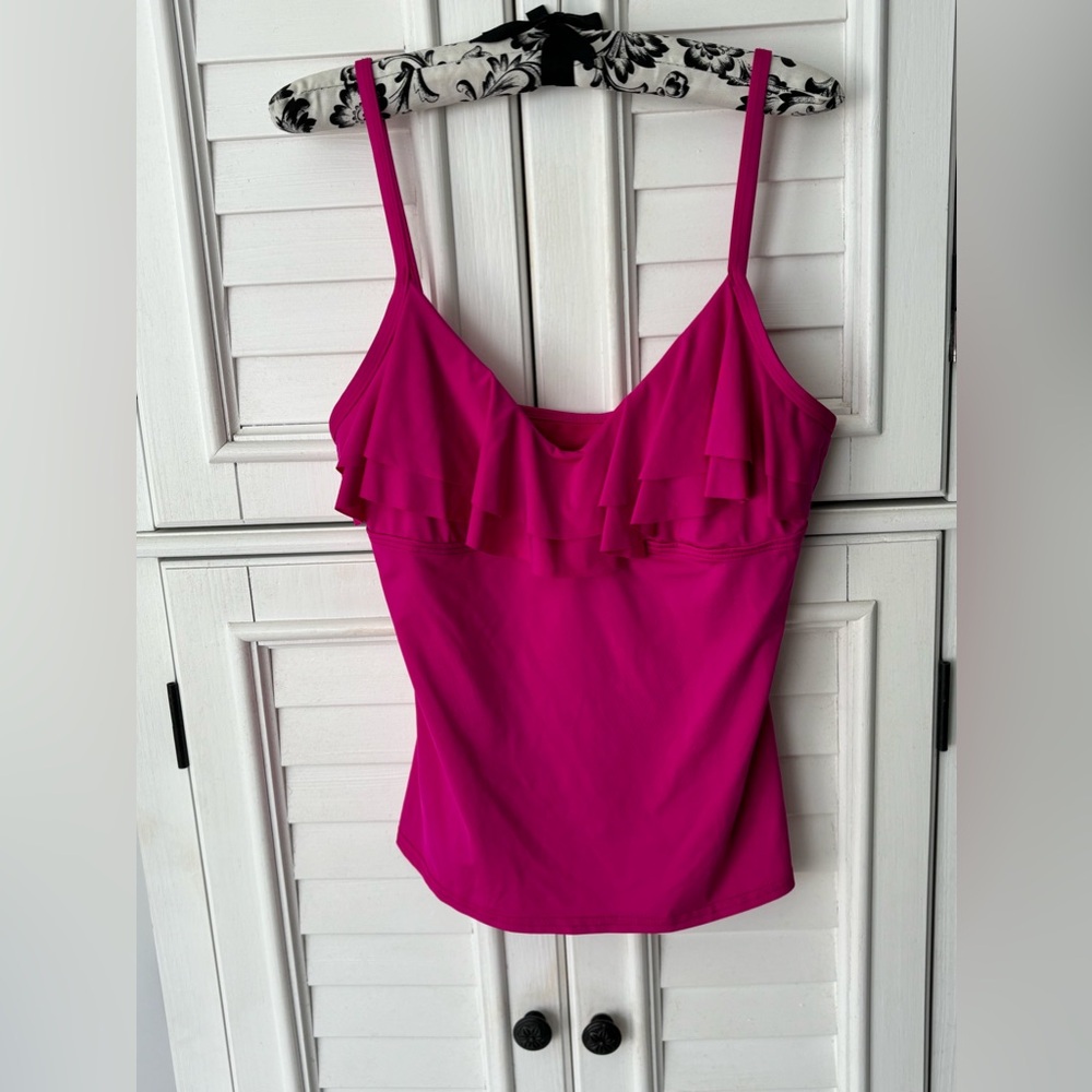 Kenneth Cole tankini top size M